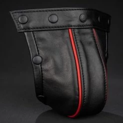 Black Leather Pouch Avec Piping